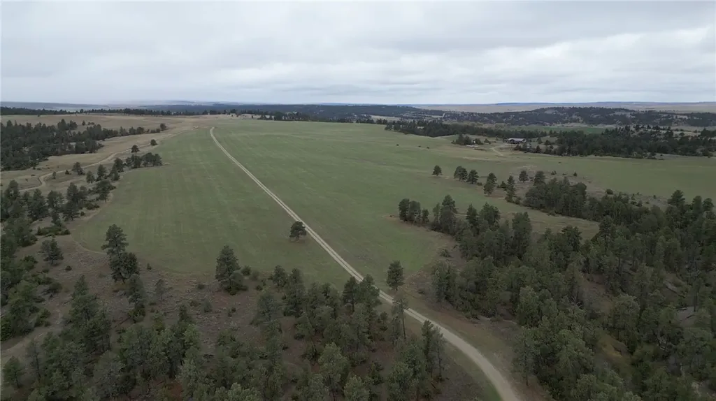 72 Pioneer Trail Lavina MT 59046