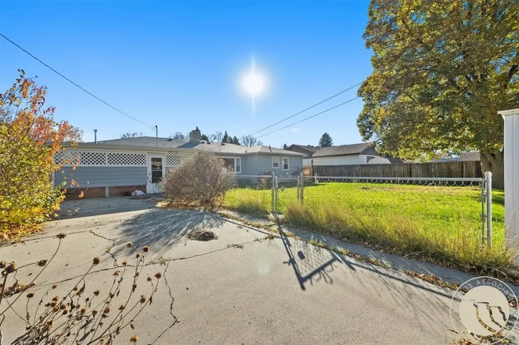 1121 Parkhill Drive Billings MT 59102