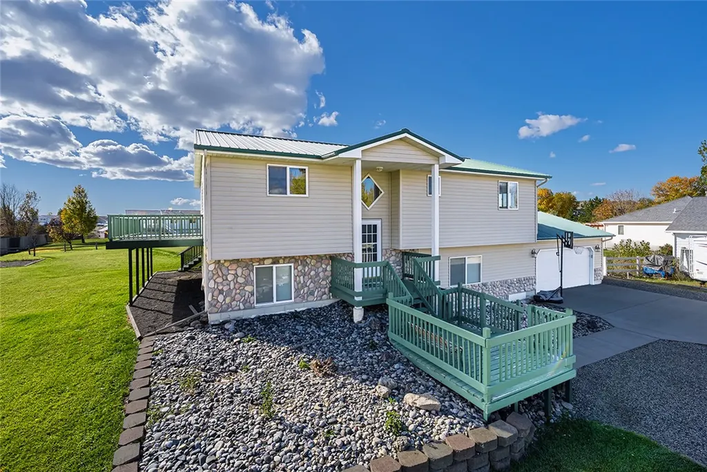 8650 Longmeadow Drive Billings MT 59106