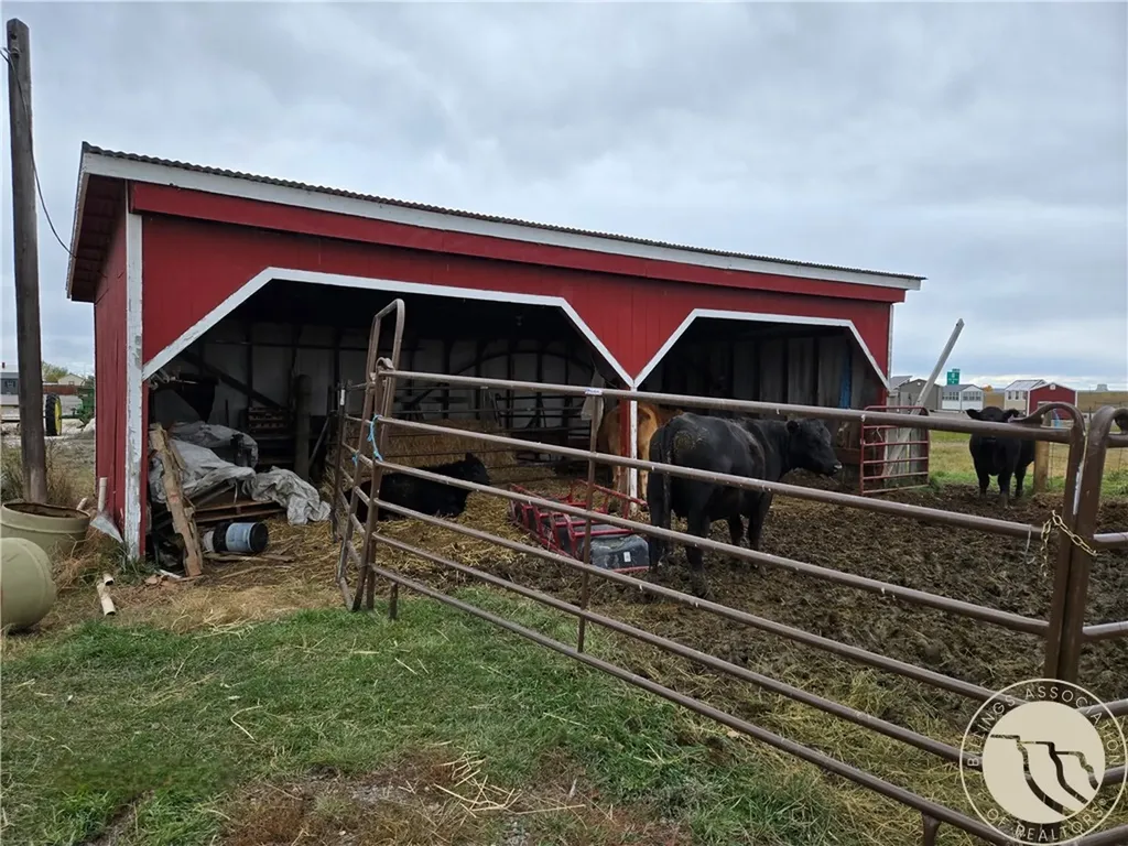 1543 N Center Avenue Hardin MT 59034