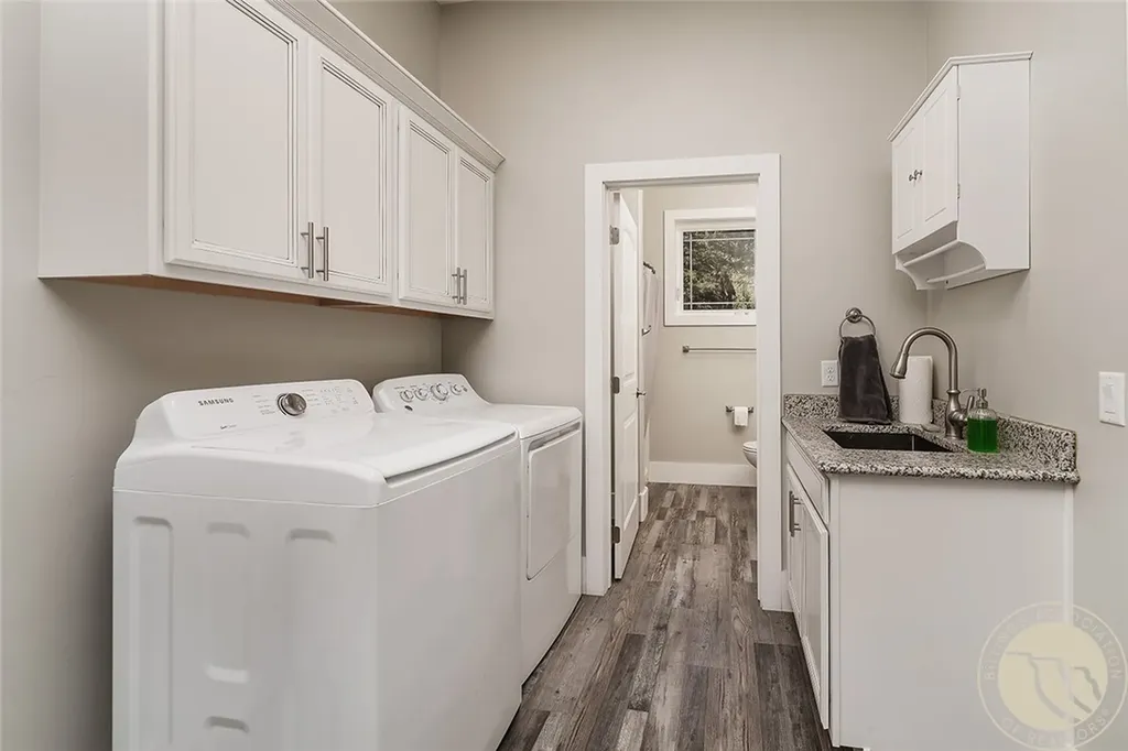 23 Braty Lane Nye MT 59061