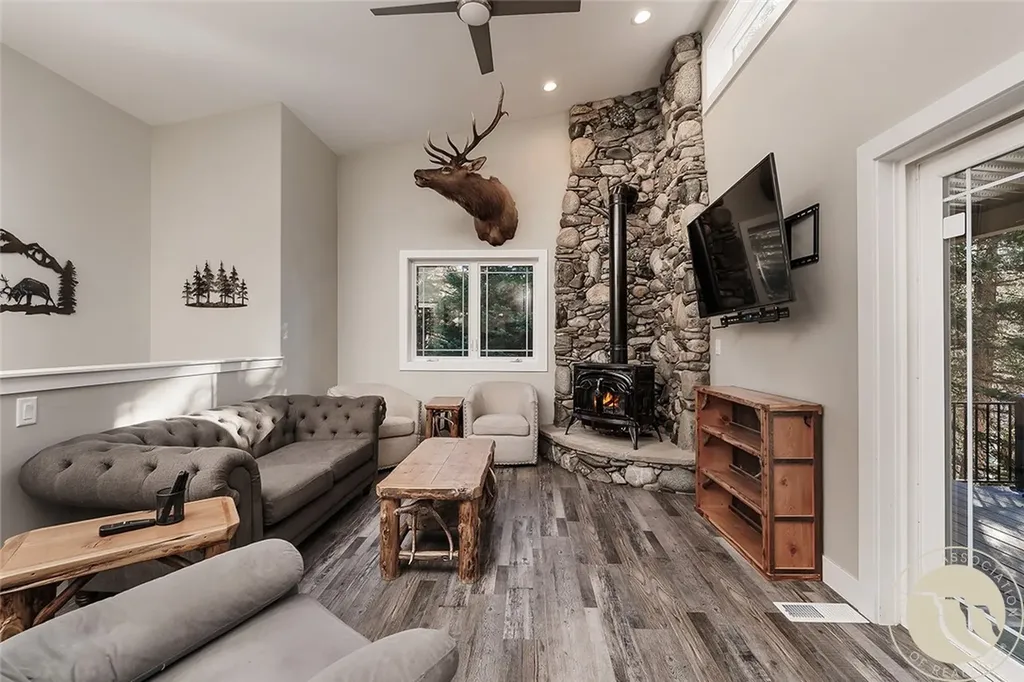 23 Braty Lane Nye MT 59061