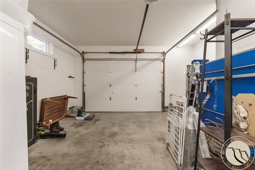 23 Braty Lane Nye MT 59061