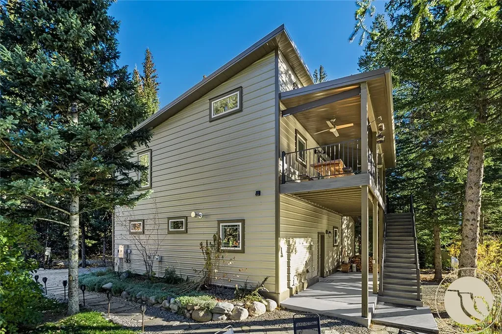 23 Braty Lane Nye MT 59061