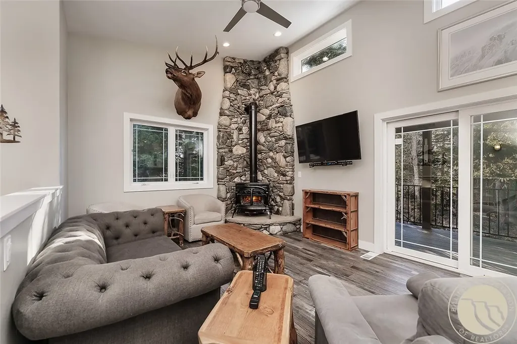 23 Braty Lane Nye MT 59061