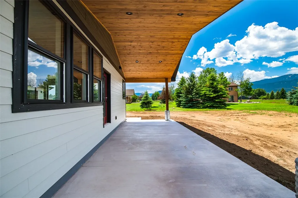 2055 Lazy J Circle Red Lodge MT 59068