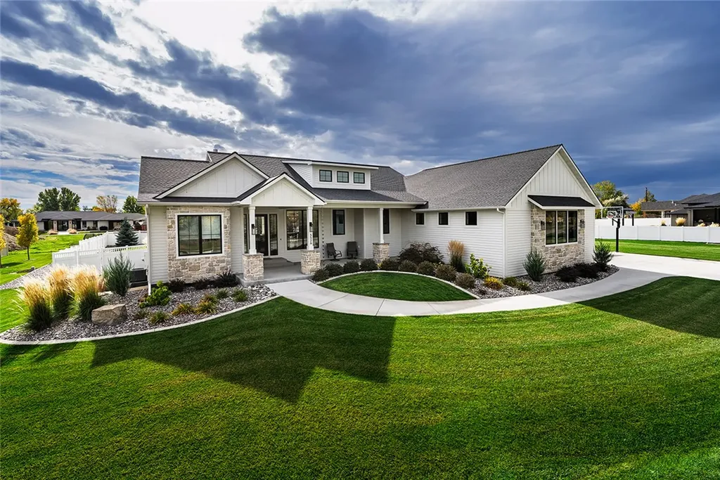 5526 King Eider Drive Billings MT 59106