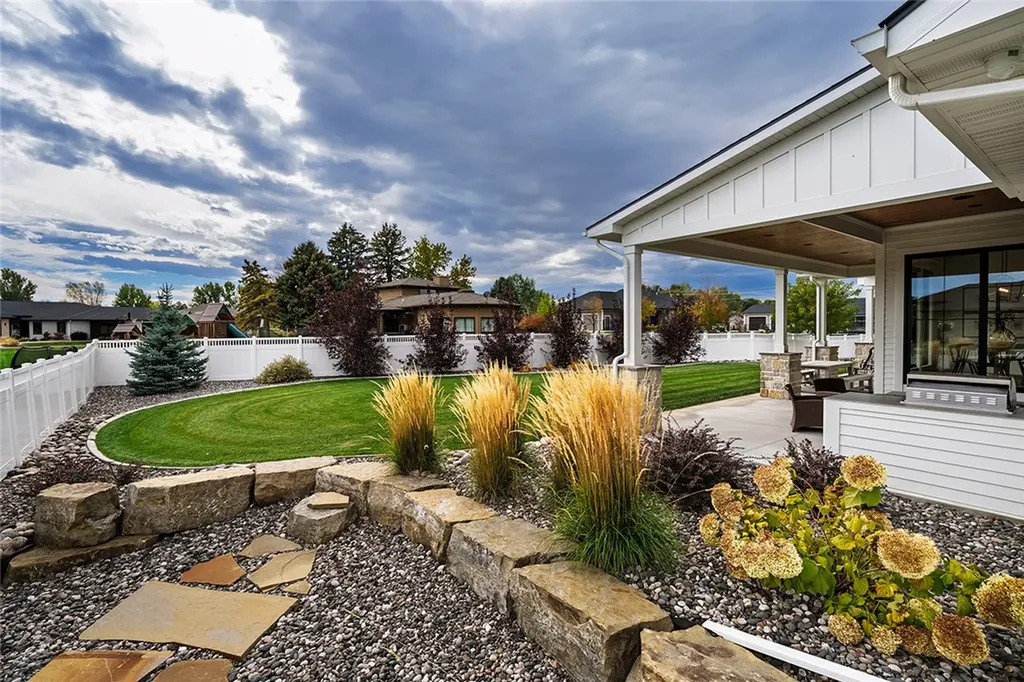 5526 King Eider Drive Billings MT 59106