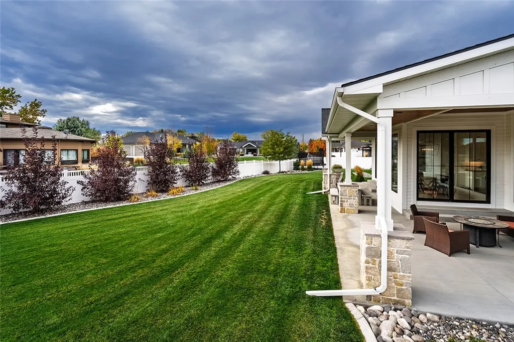 5526 King Eider Drive Billings MT 59106