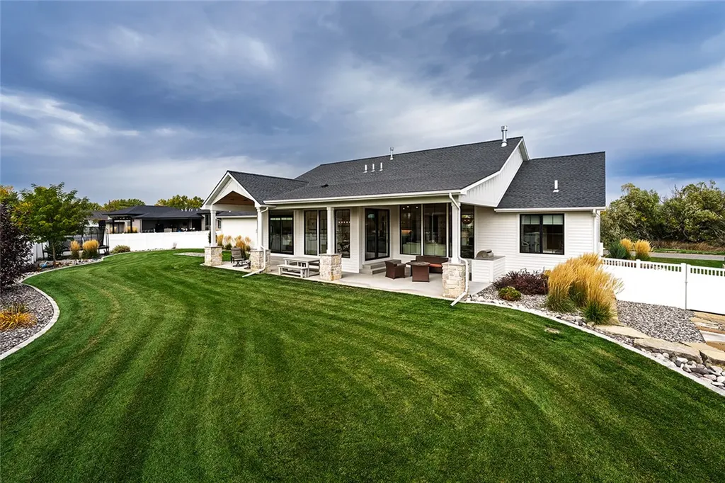 5526 King Eider Drive Billings MT 59106