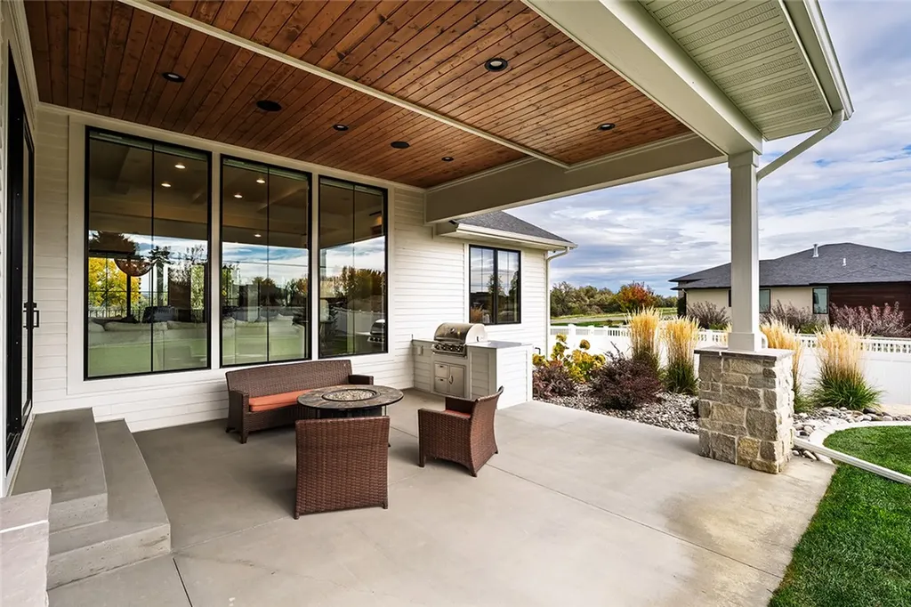 5526 King Eider Drive Billings MT 59106