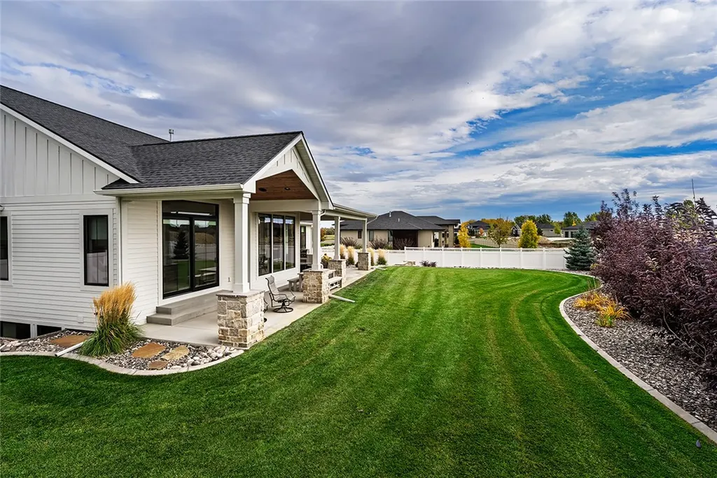 5526 King Eider Drive Billings MT 59106