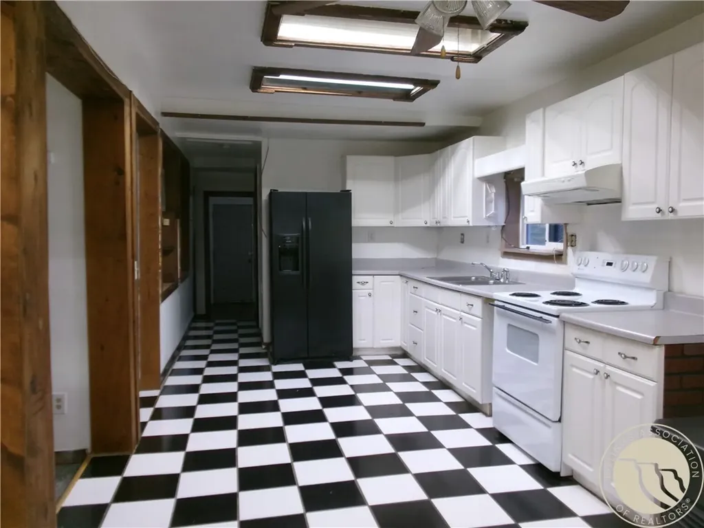 103 Grauberger Lane Acton MT 59002