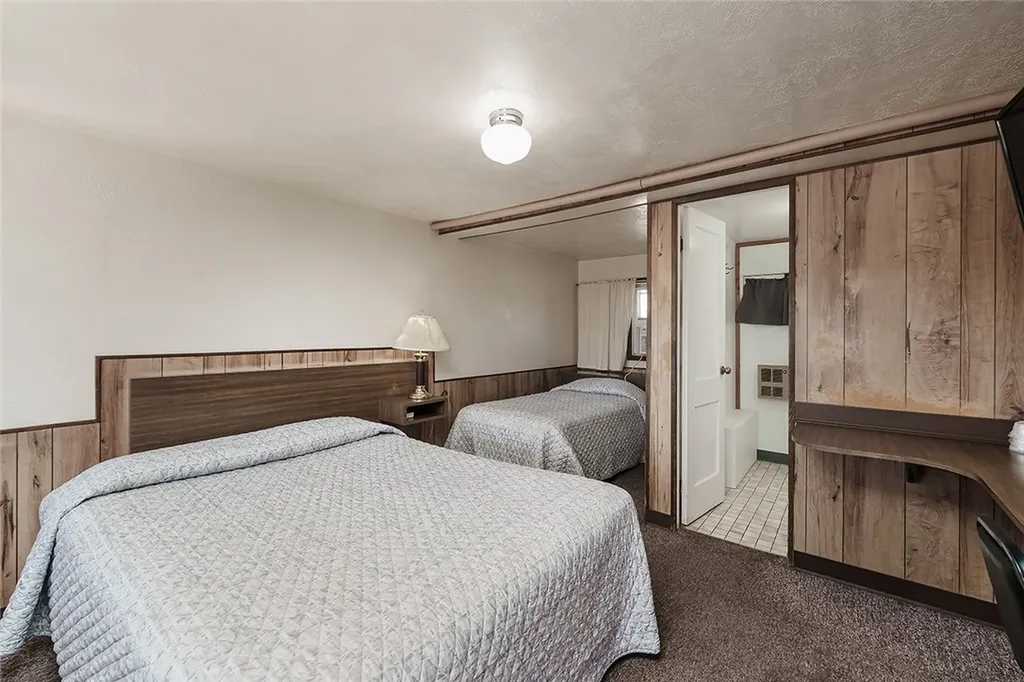 740 E Pike Avenue Columbus MT 59019