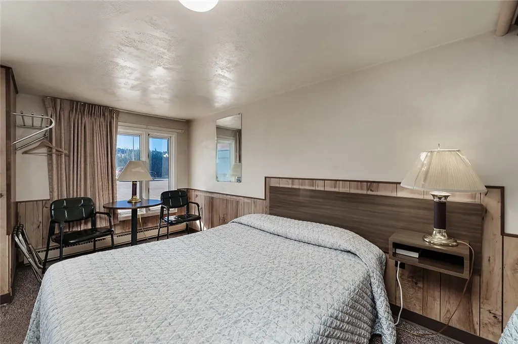 740 E Pike Avenue Columbus MT 59019