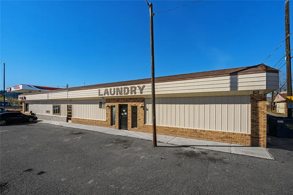 740 E Pike Avenue Columbus MT 59019