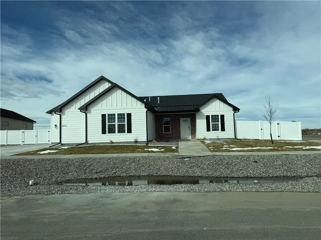 2212 River Agate Lane Billings MT 59106