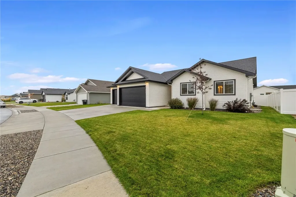 2213 Entrada Road Billings MT 59105