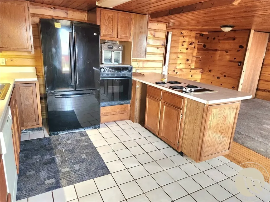 9705 Shepherd Road Shepherd MT 59079