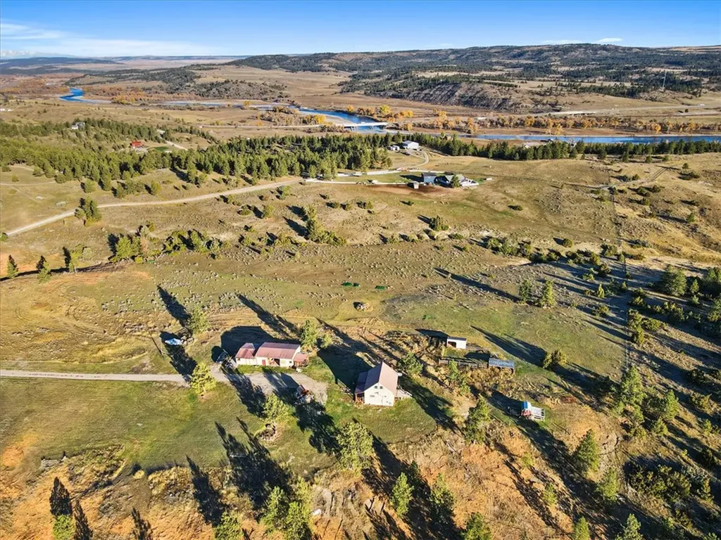 9 Lost Cache Road Columbus MT 59019