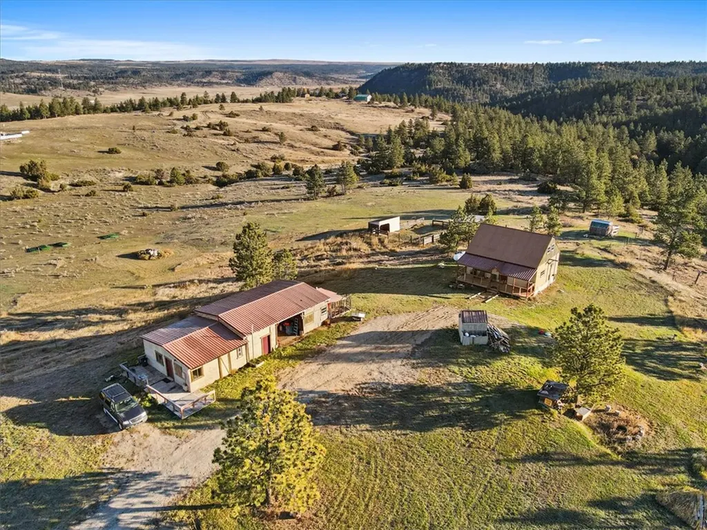 9 Lost Cache Road Columbus MT 59019