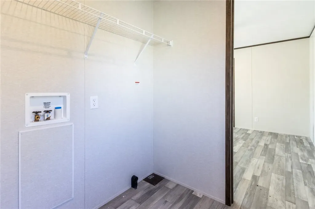 2224 U.s. Highway 87 East #17 Billings MT 59101