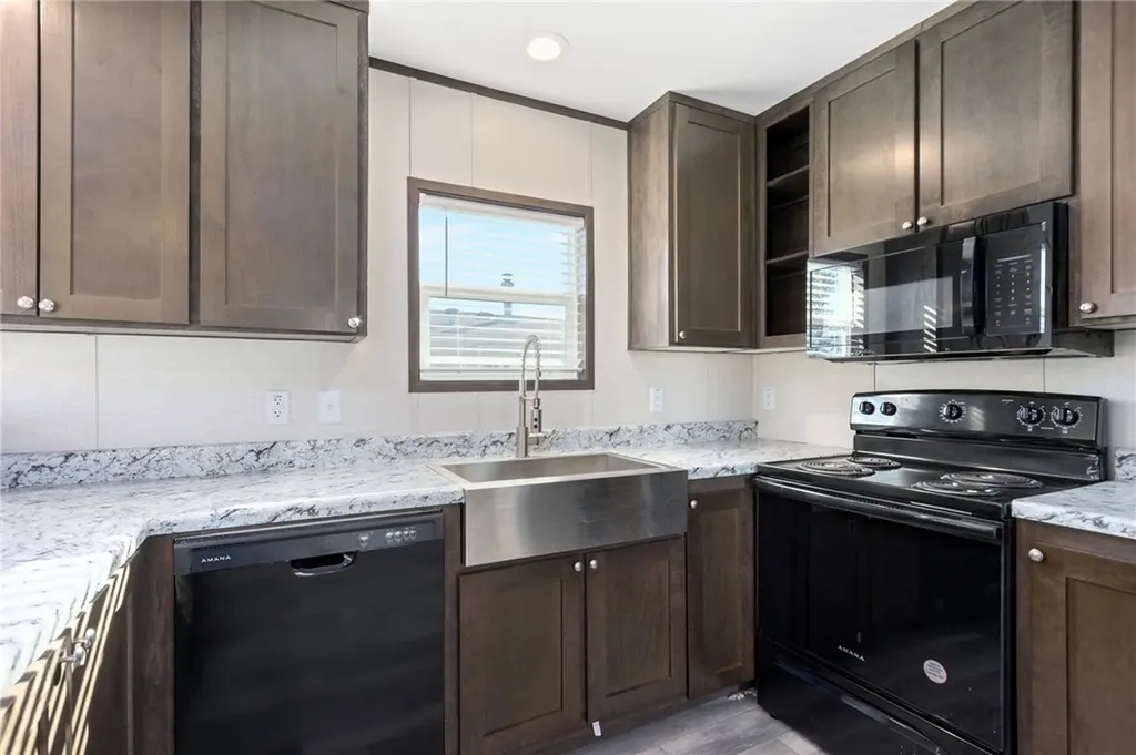 2224 U.s. Highway 87 East #17 Billings MT 59101