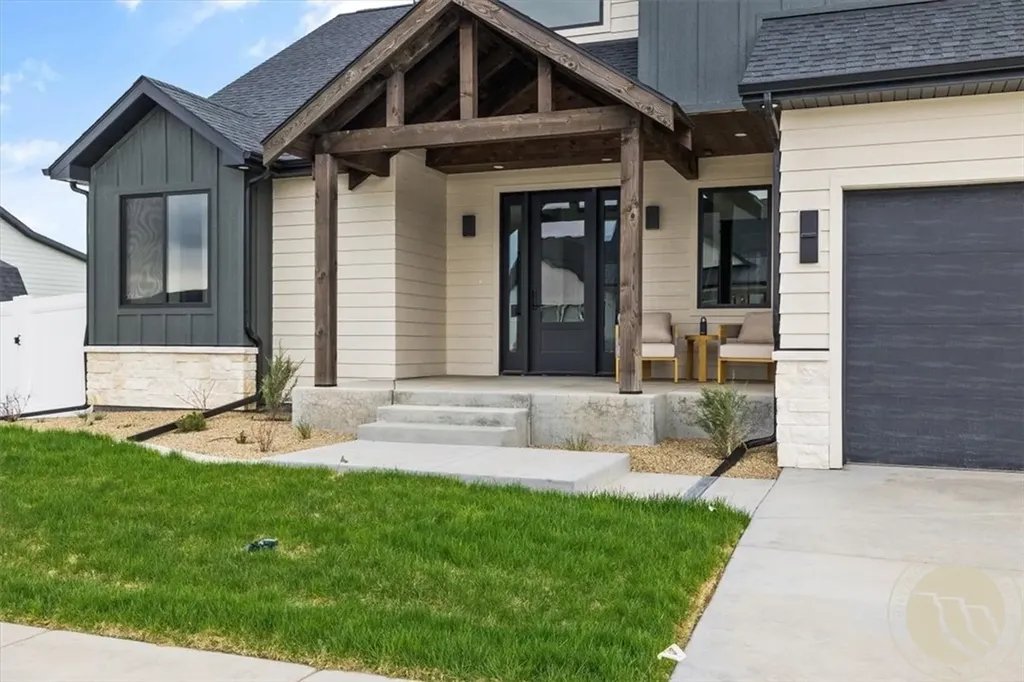 2235 Smooth Rock Lane Billings MT 59106