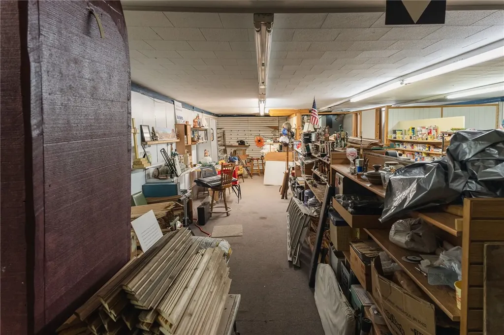 172 N 9th Avenue Forsyth MT 59327