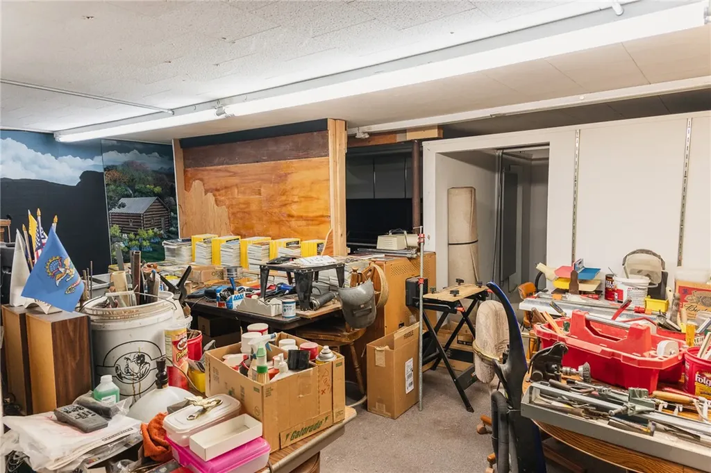 172 N 9th Avenue Forsyth MT 59327