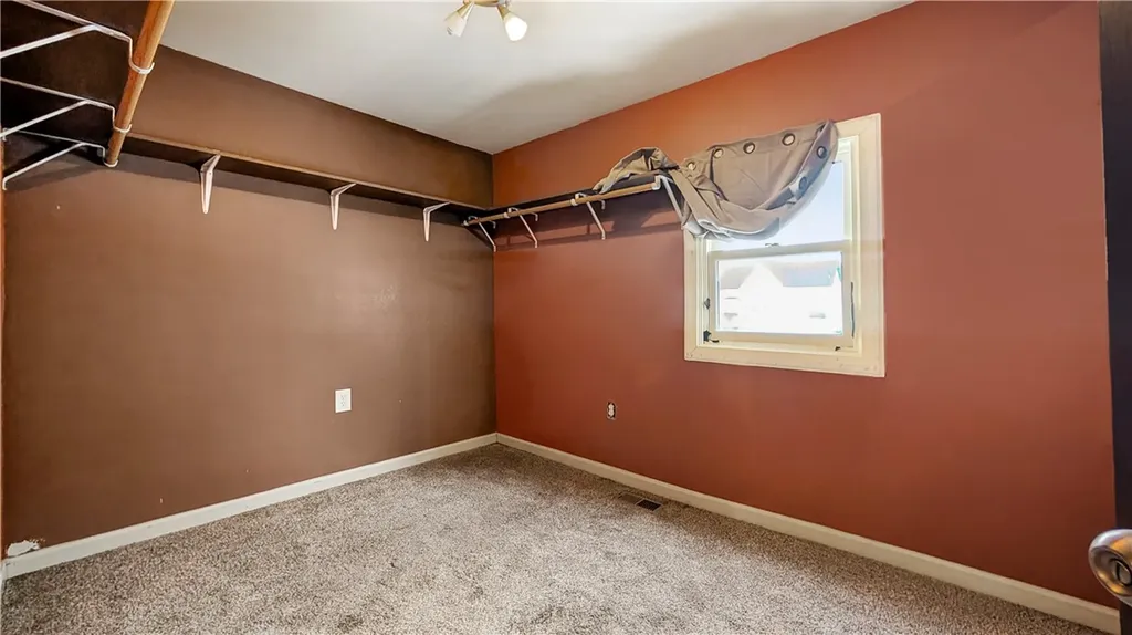307 N Sargent Avenue Glendive MT 59330