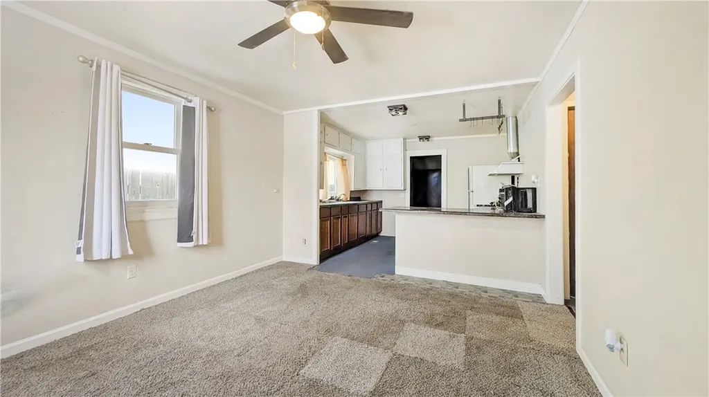 307 N Sargent Avenue Glendive MT 59330