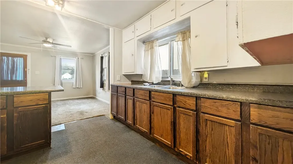 307 N Sargent Avenue Glendive MT 59330