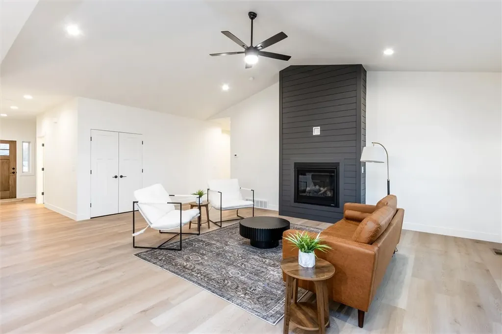 2641 Palmer Lane Billings MT 59105