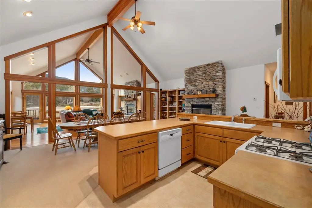15 Ski Lane Red Lodge MT 59068