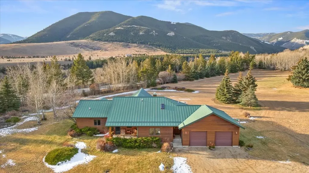 15 Ski Lane Red Lodge MT 59068