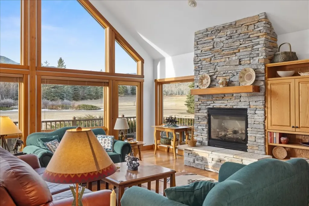 15 Ski Lane Red Lodge MT 59068