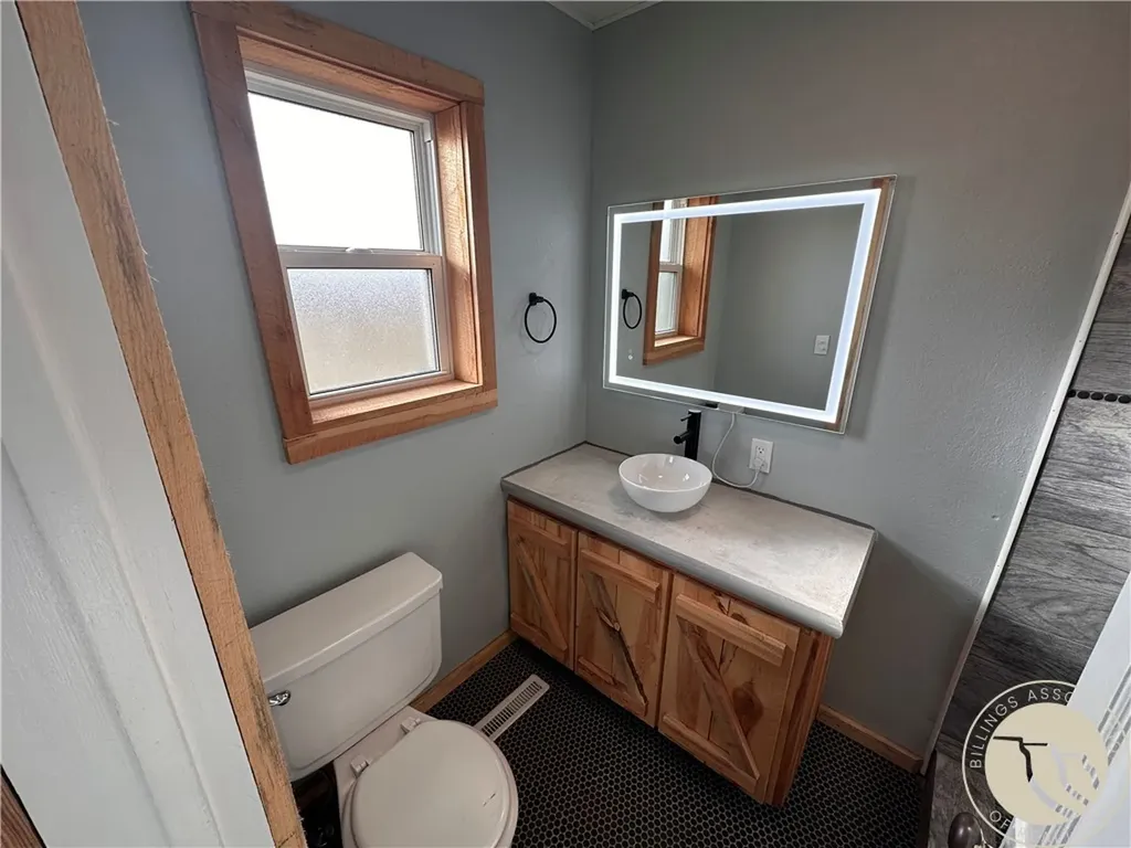 30 Little Beaver Road Baker MT 59313