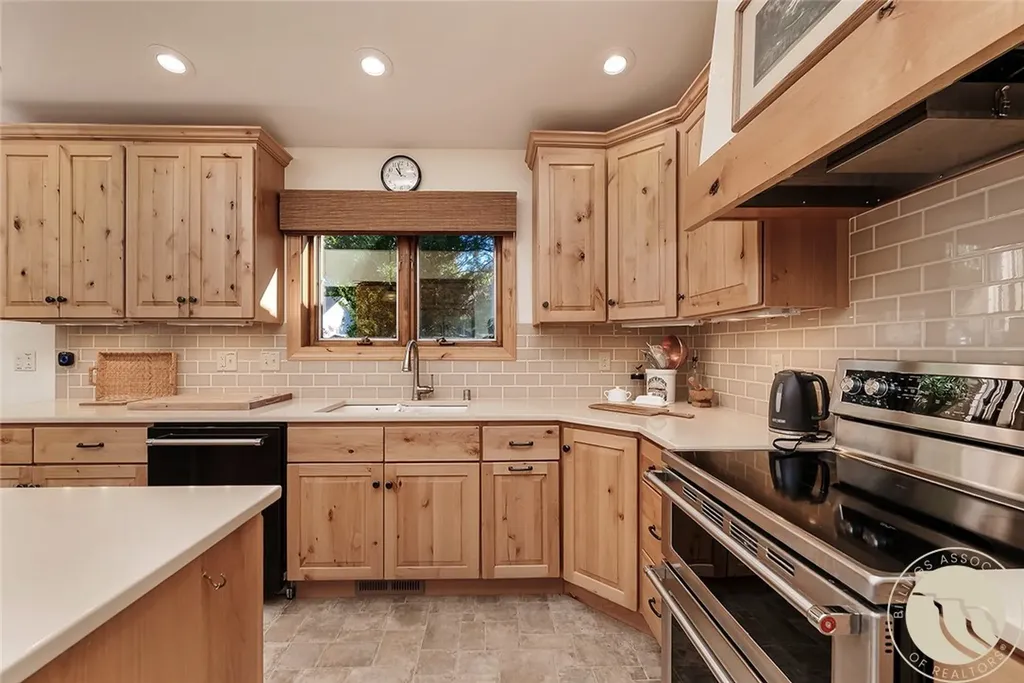 3065 Gregory Drive W Billings MT 59102