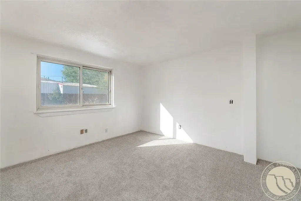 8 N Division Street Reed Point MT 59069