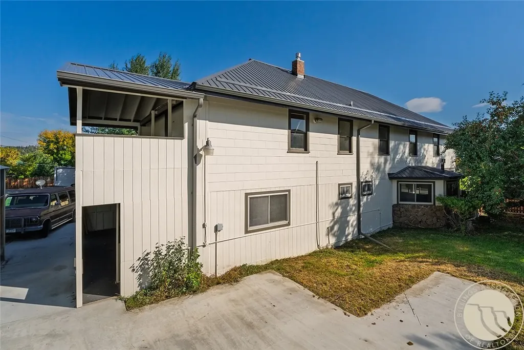 8 N Division Street Reed Point MT 59069