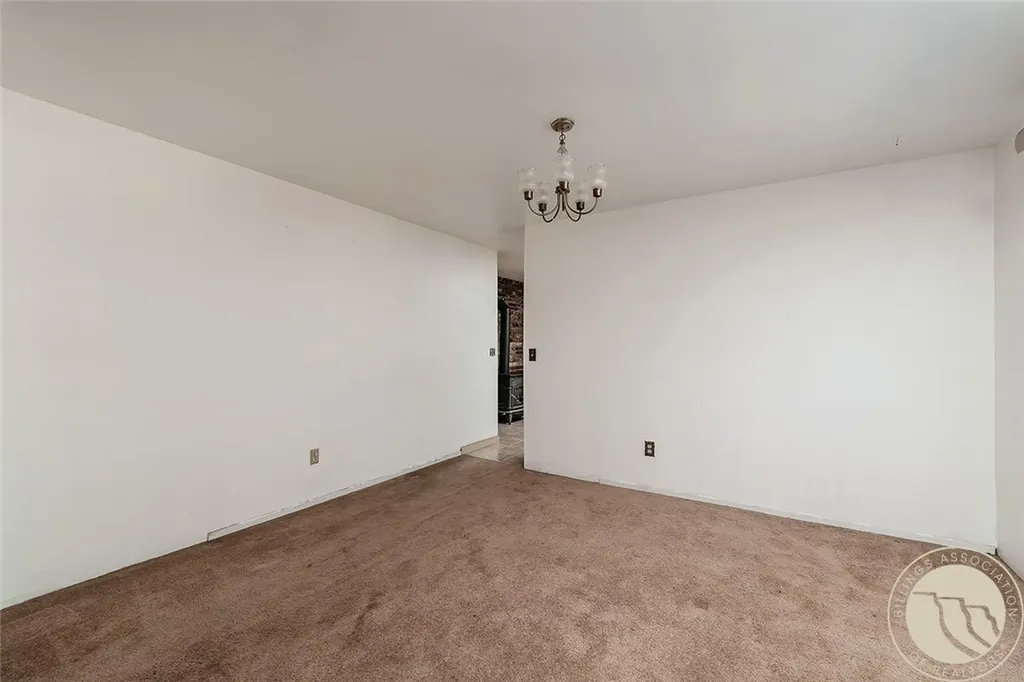 8 N Division Street Reed Point MT 59069