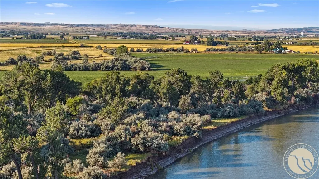 2573 Road 8 Huntley MT 59088