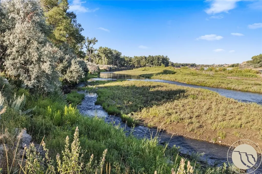 2573 Road 8 Huntley MT 59088