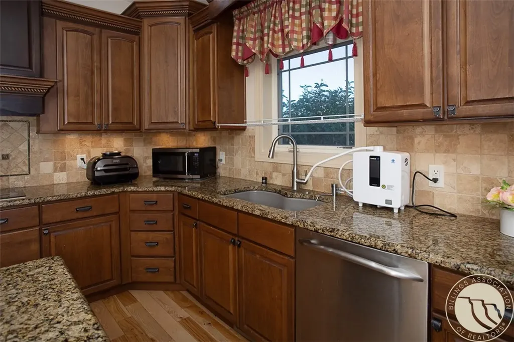 1517 Kit Lane W Billings MT 59106