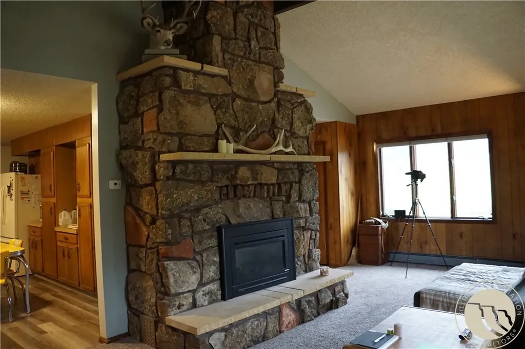 79 Meyers Road Columbus MT 59019