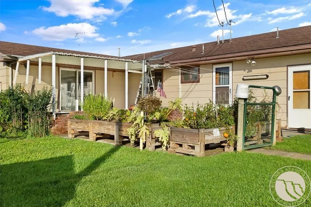 3614 2nd Street S Pompeys Pillar MT 59064