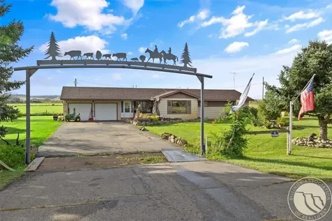 3614 2ND Street S Pompeys Pillar MT 59064