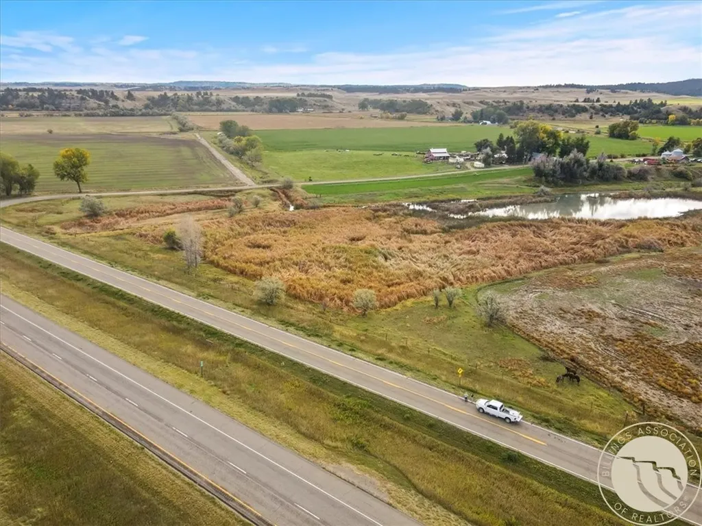 2 2nd S Pompeys Pillar MT 59064