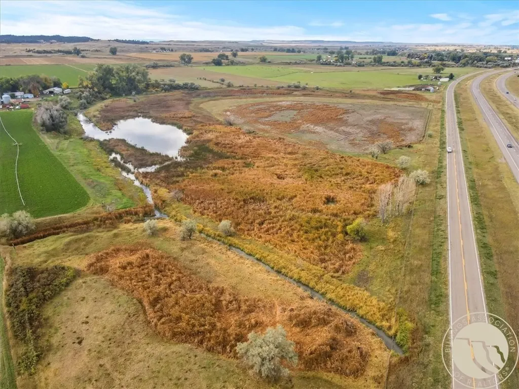 2 2nd S Pompeys Pillar MT 59064